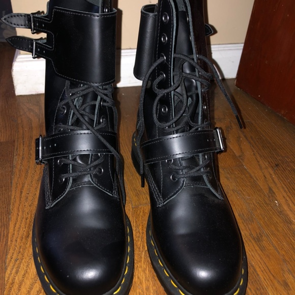 Doc Martens - Picture 4 of 4
